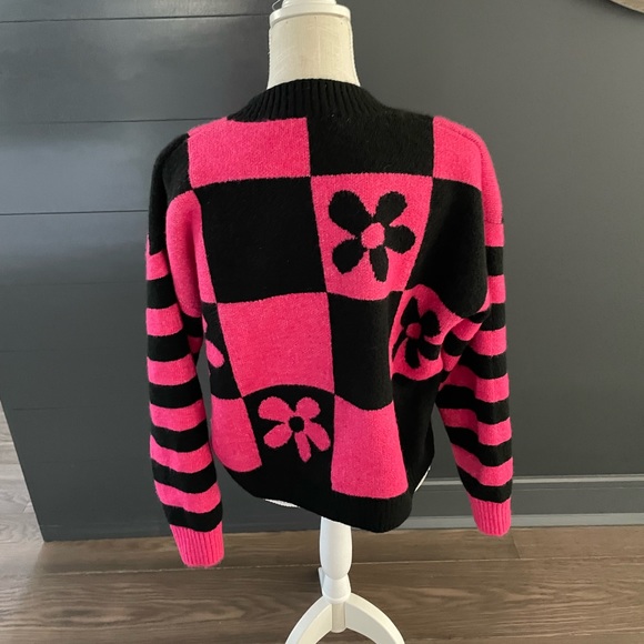 Zara Hot pink & Black oversized sweater SZ medium - Picture 2 of 4